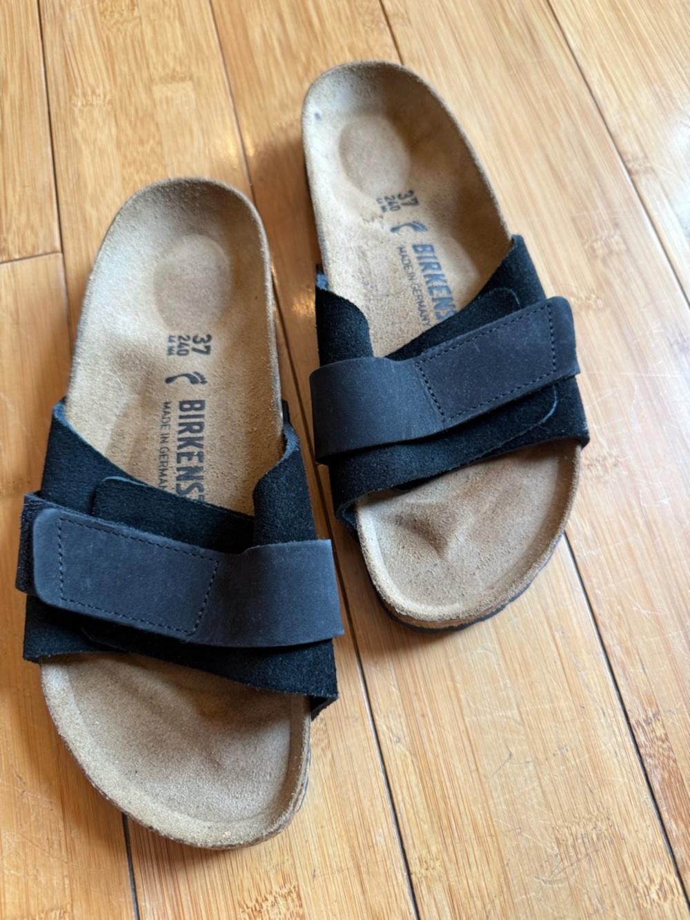Birkenstock Oita Black Suede Cork Slide - Picture 7 of 8